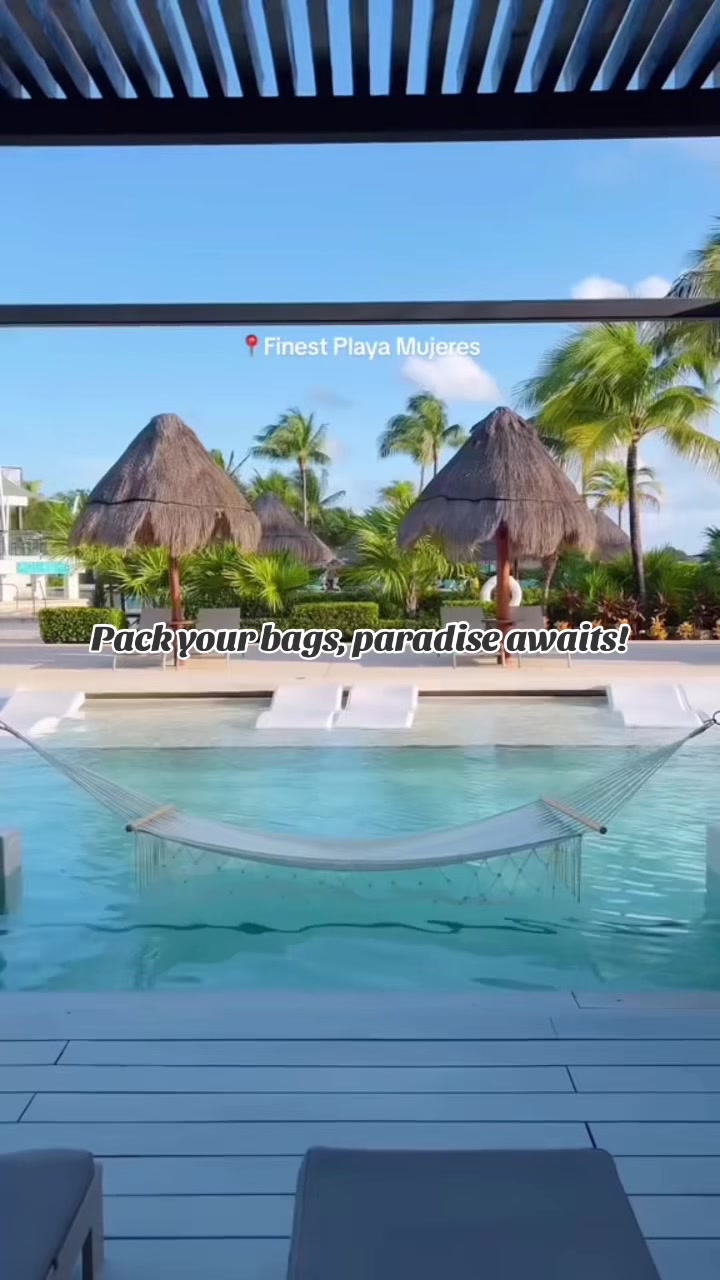 Pack your bags… paradise awaits! 🌊⋆🐚🫧🥥🌴 Think turquoise waters, endless sun, and all-inclusive treats — cocktails, food, pools, and mor